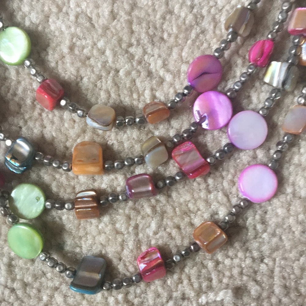 Colorful necklace - Picture 2 of 3